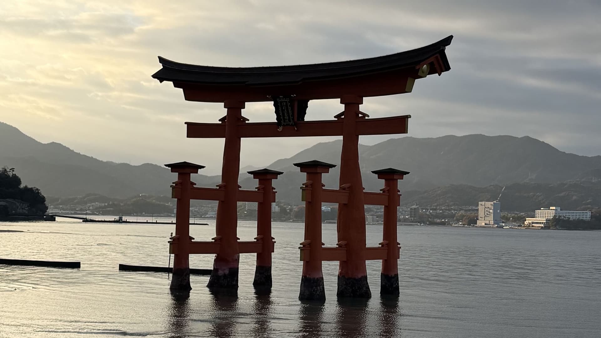 The floating torii gate at Itsukushima, Japan